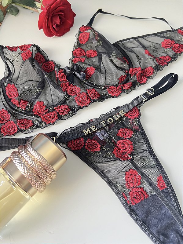 Conjunto Rosas de Maio
