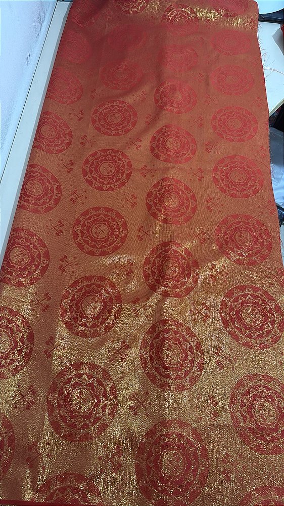 Jacquard Vermelho com Dourado LITÚRGICO