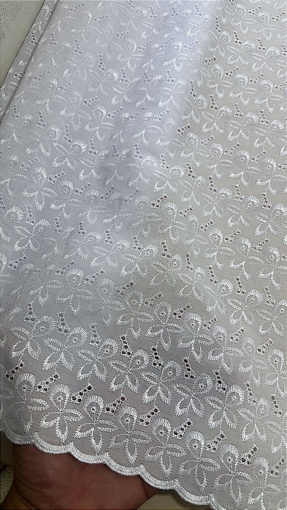 Lesse Branco Bordado