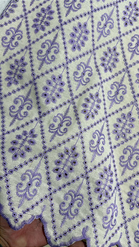 Linho Lilás Bordado