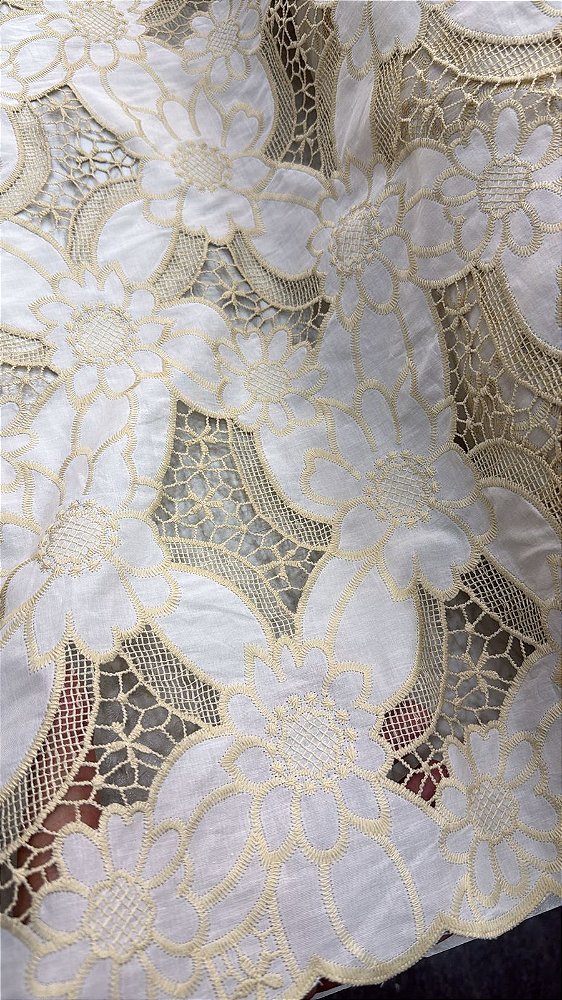 Rechilieu Bege Bordado