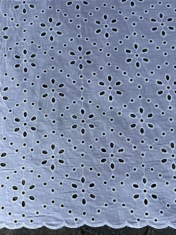 Lesse Branco Bordado