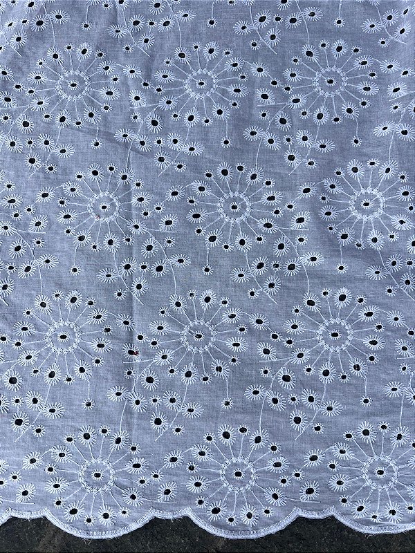 Lesse Branco Bordado