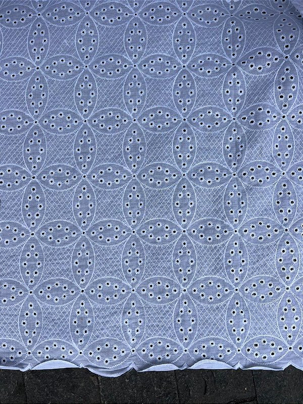 Lesse Branco Bordado