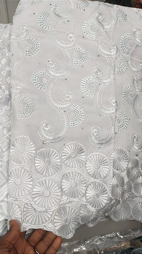 Africano Branco Bordado