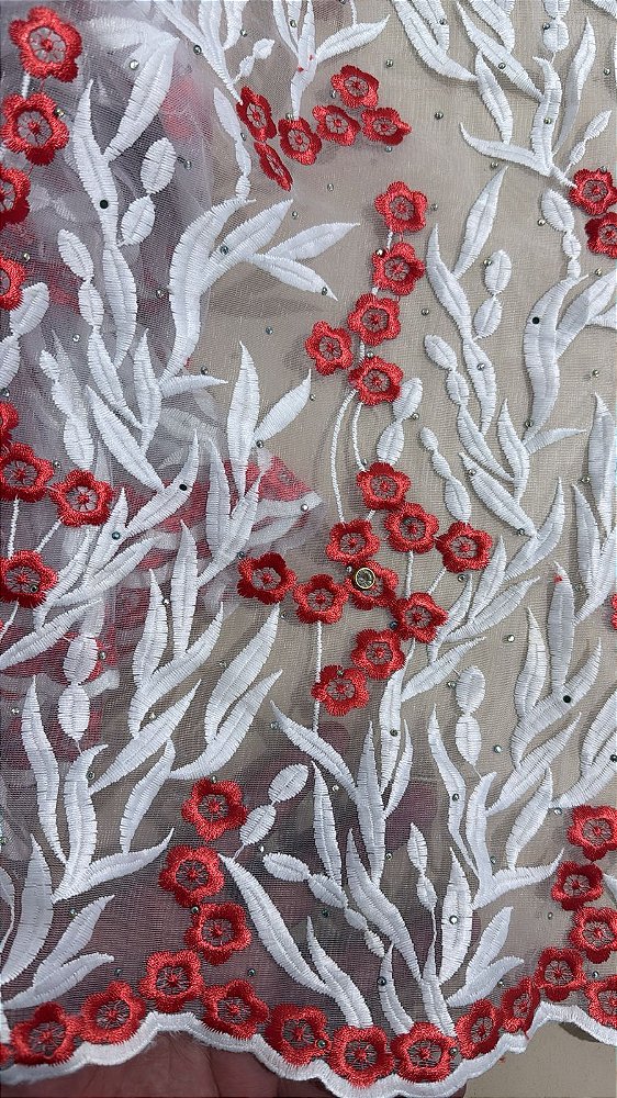 Africano Branco com Vermelho