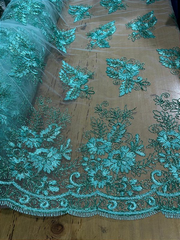 Tule Verde Bordado