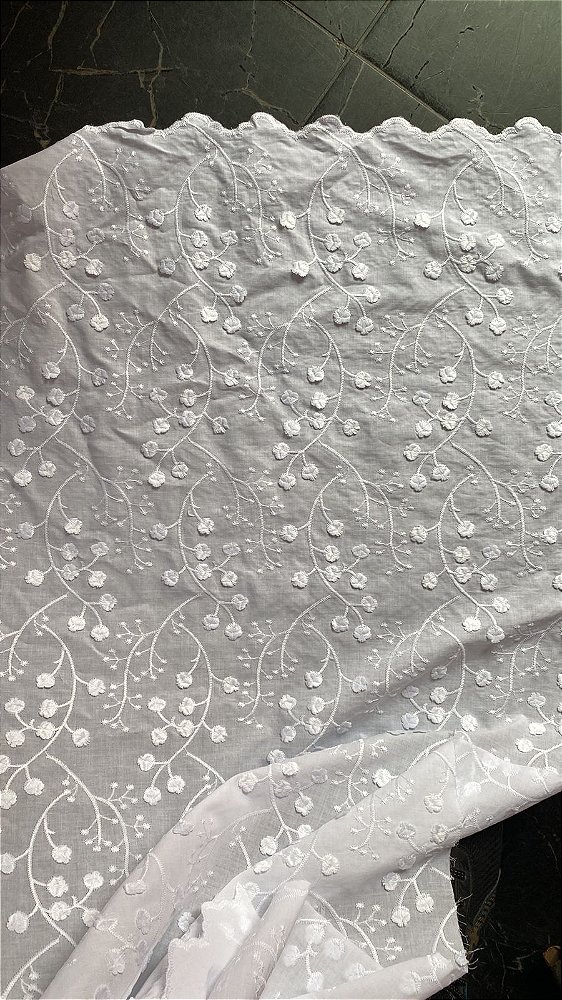 Lesse Branco Bordado (100% algodão)