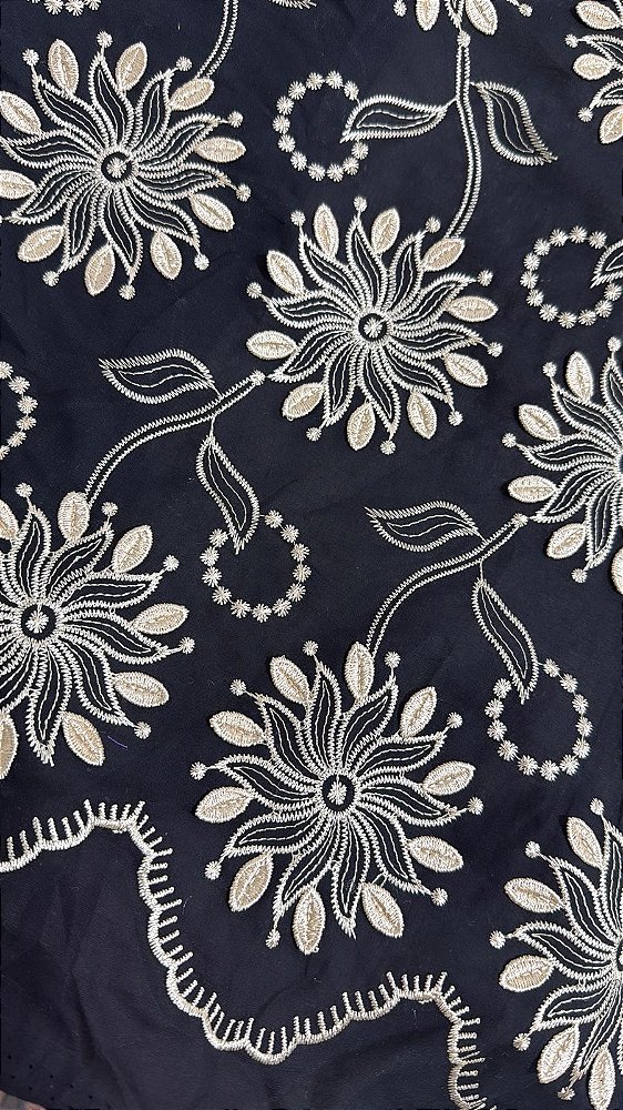 Lesse Preto com Dourado Luxo