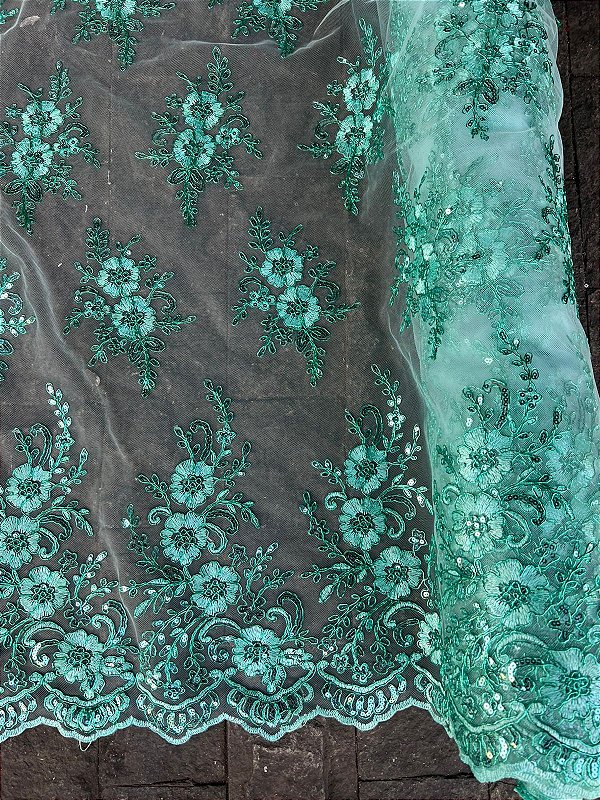 Tule Verde Bordado