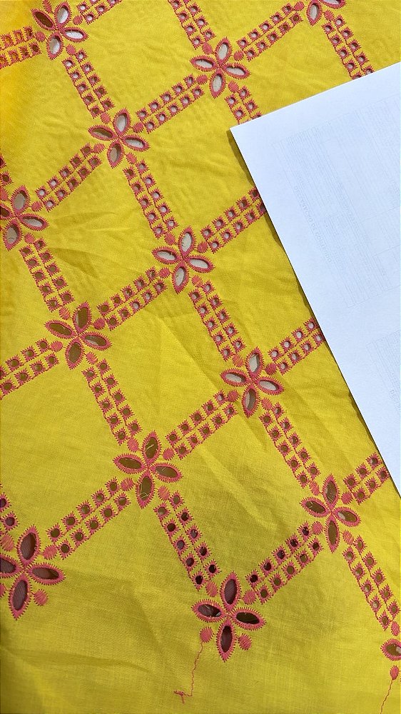 Lesse Amarelo Bordado