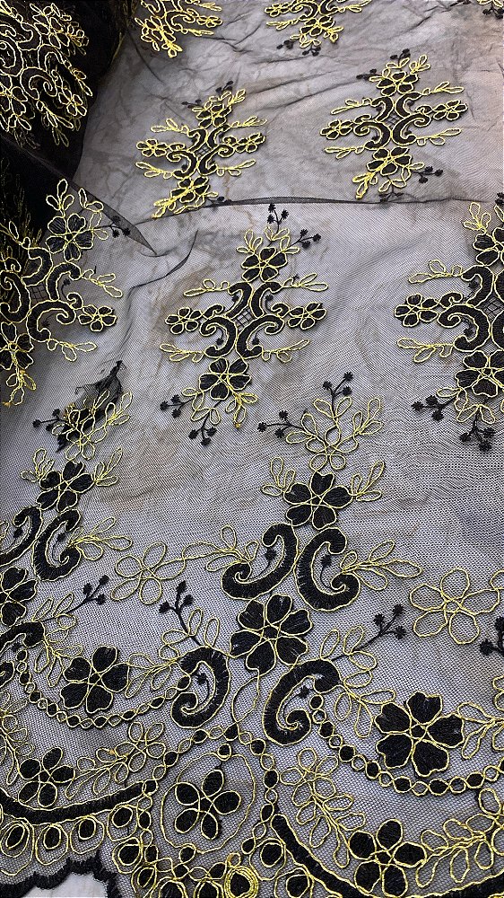 Tule Preto fio Dourado Bordado