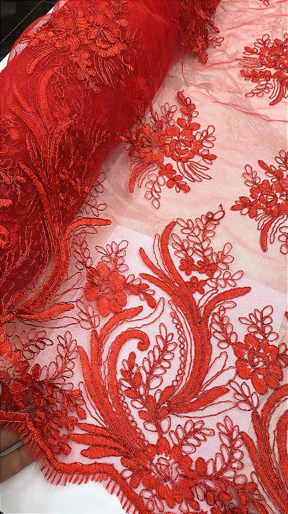 Tule Vermelho Bordado