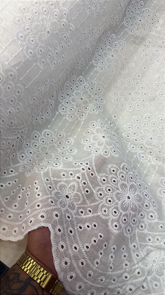 Lesse Branco Bordado