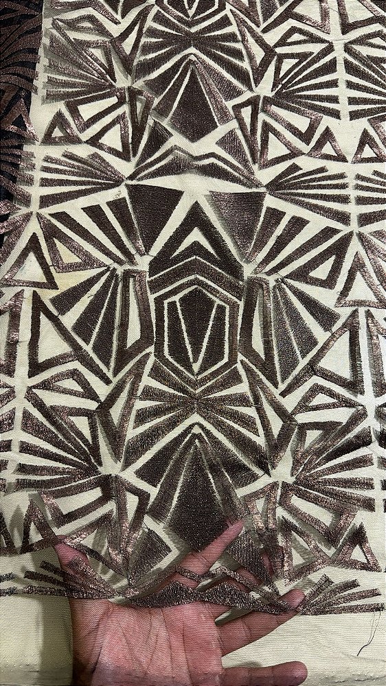 Tule Preto com Bronze