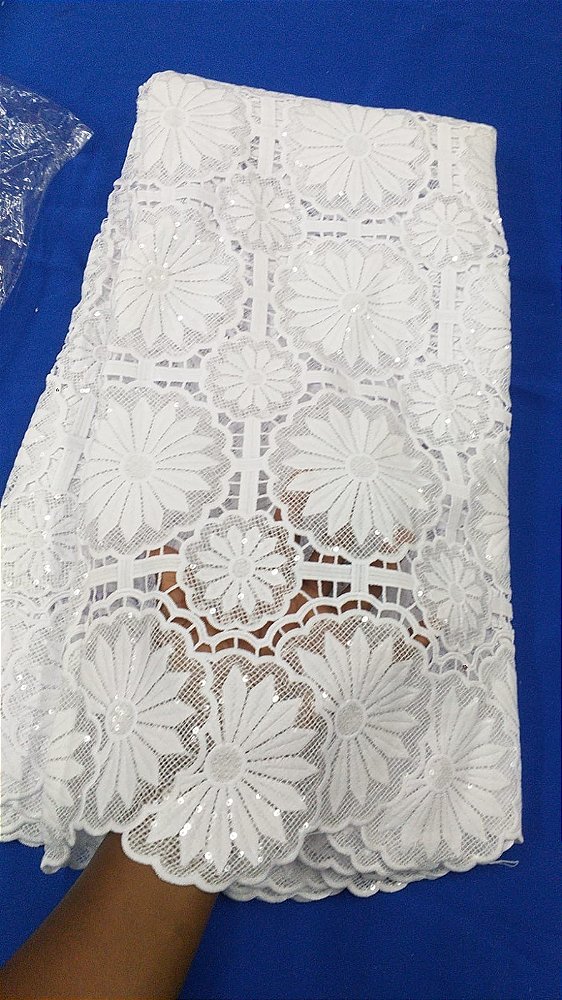 Africano Branco Bordado