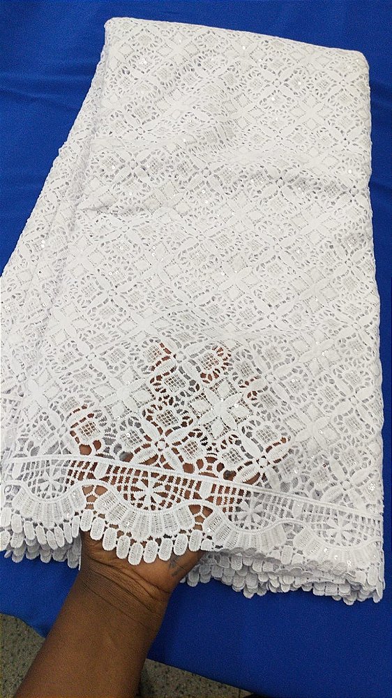 Africano Branco Bordado