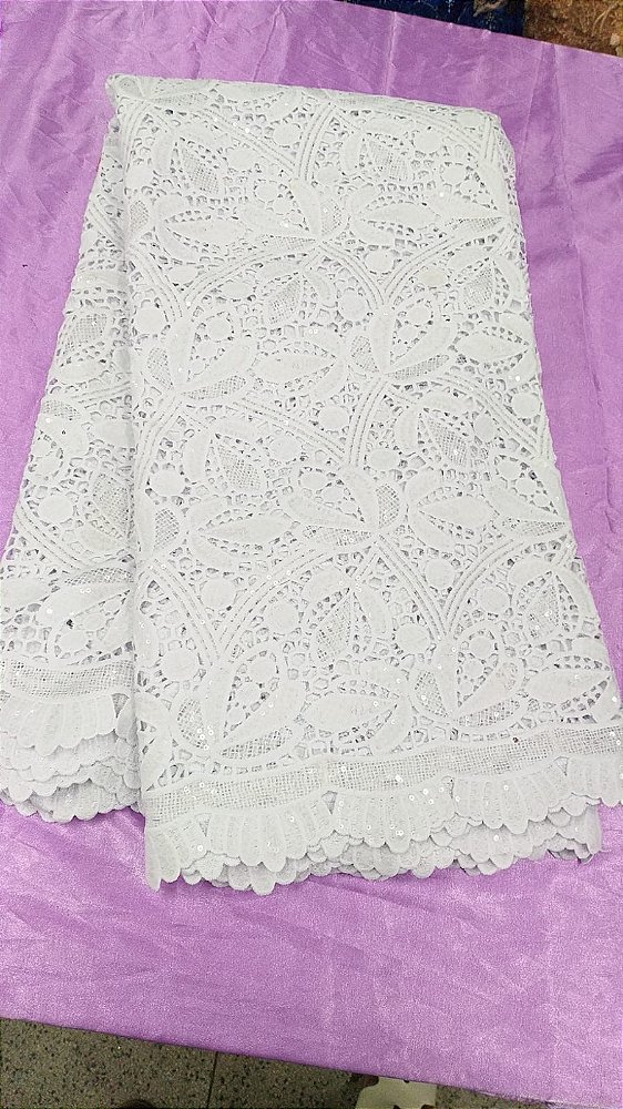 Africano Branco Bordado