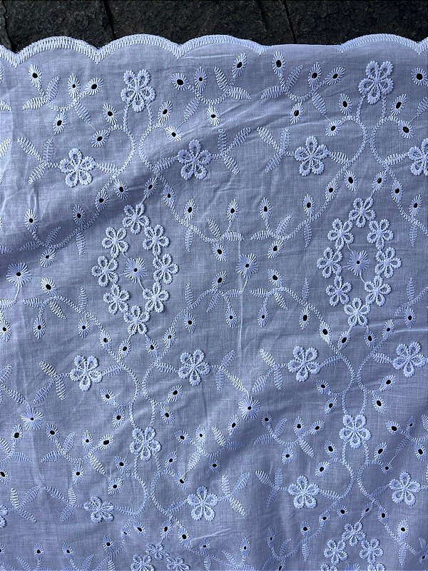 Lesse Branco Bordado