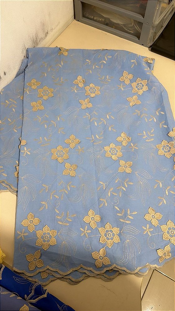 Retalho - Lesse Azul Bordado 3D