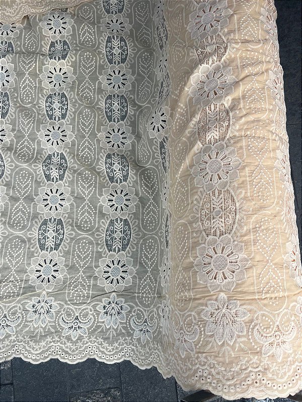 Rechilieu Amarelo Bordado