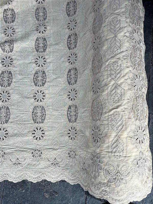 Rechilieu Bege Bordado