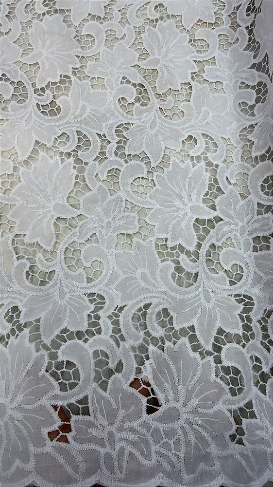 Rechilieu Branco Bordado