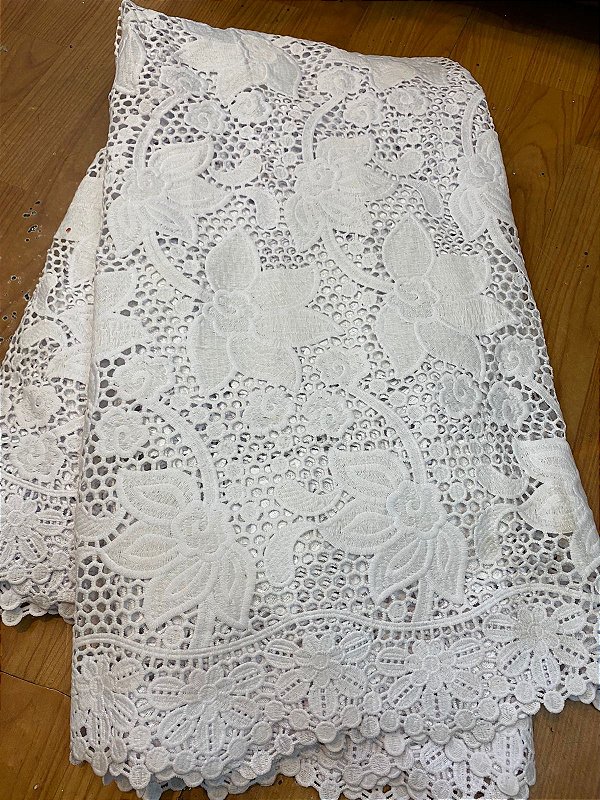 Africano Branco Bordado Luxo