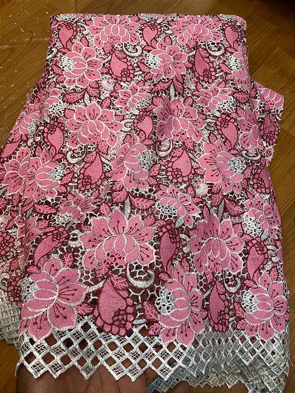 Africano Rosa Bordado Luxo