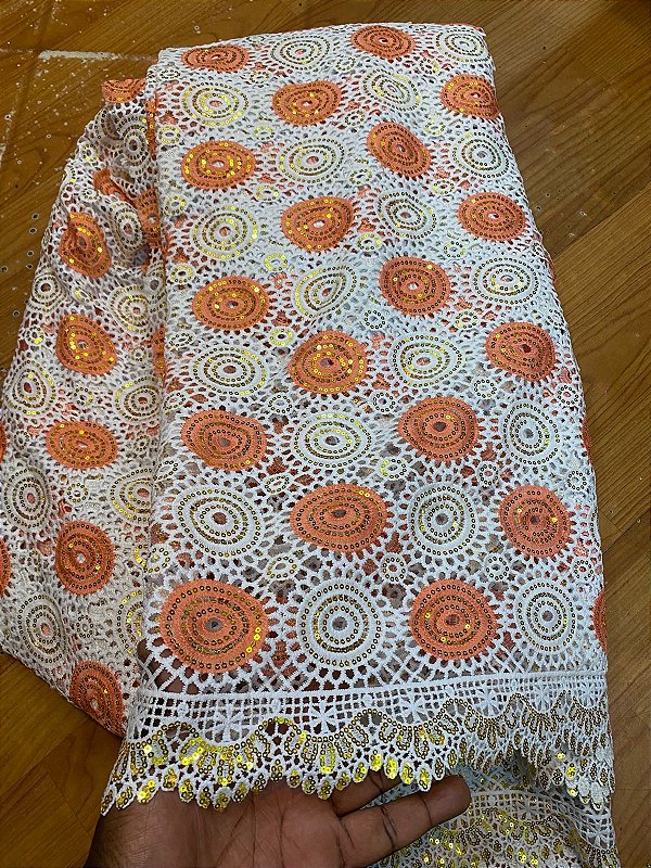 Africano Branco com Salmão Bordado Luxo