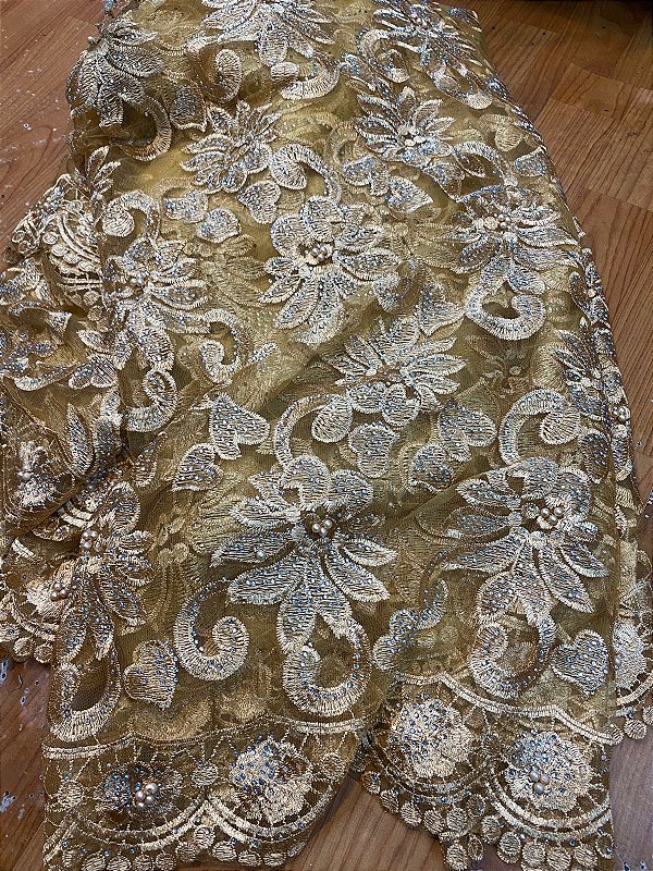 Africano Dourado Bordado Luxo