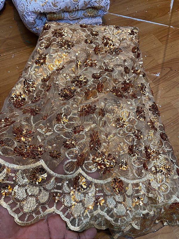 Africano Dourado Bordado Luxo