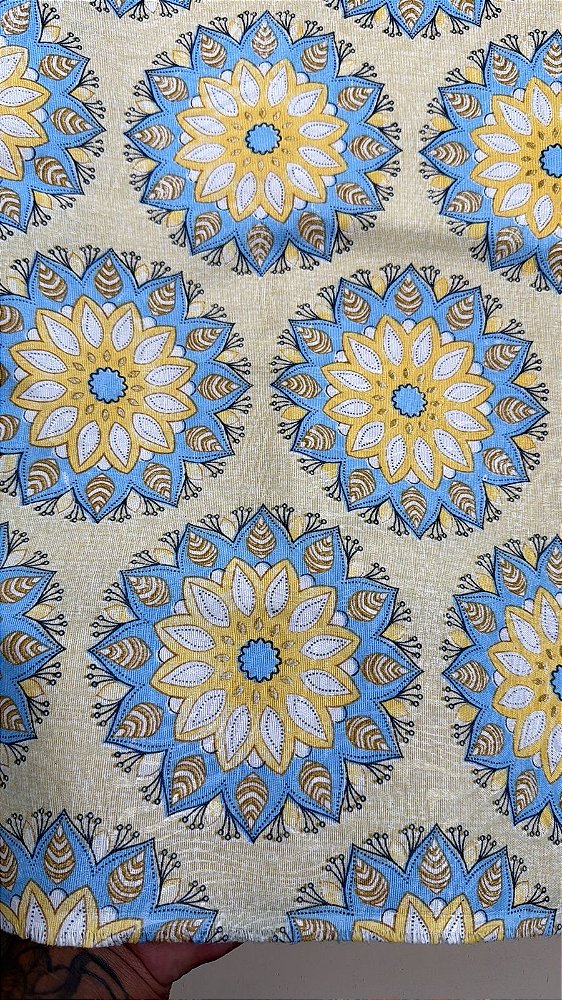 Jacquard Amarelo com Azul