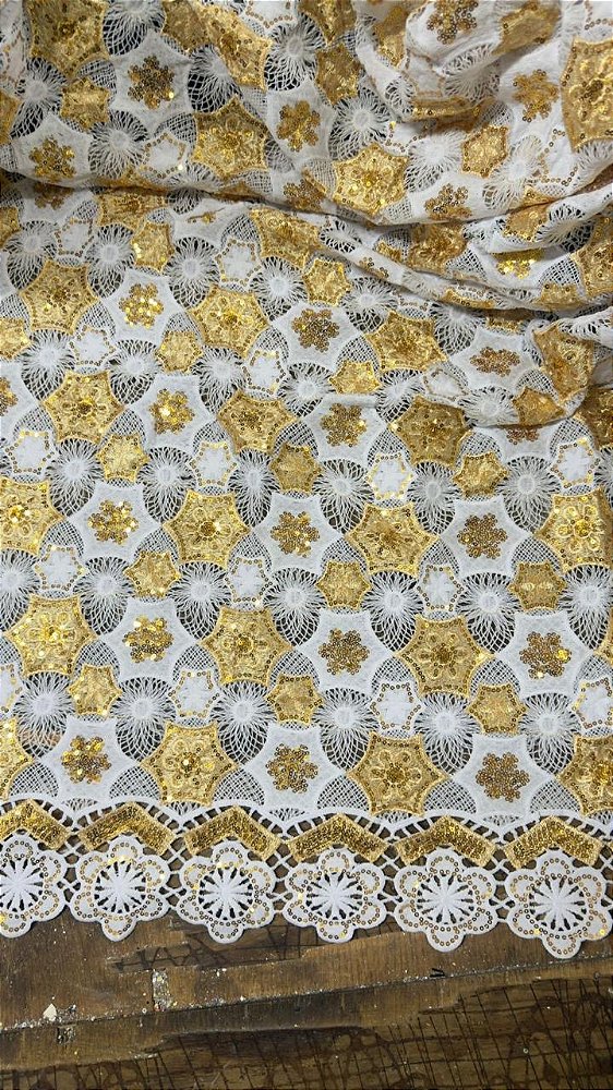 Africano Branco com Dourado Luxo
