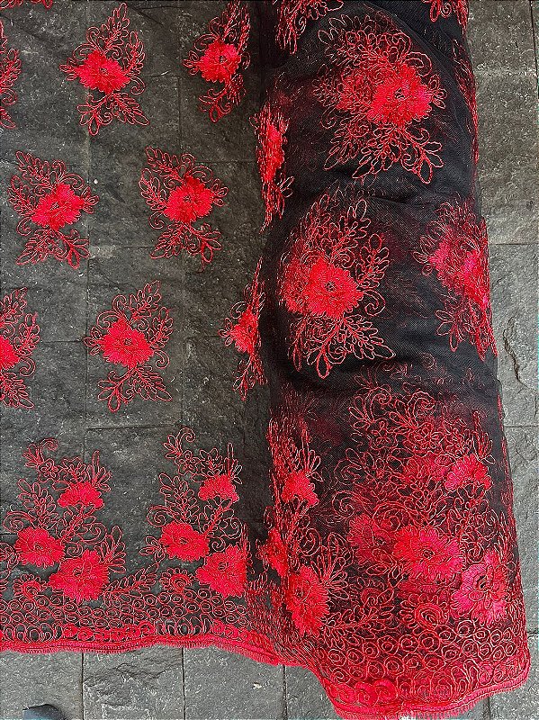 Tule Preto Fio Metálico Vermelho *PROMOÇÃO*