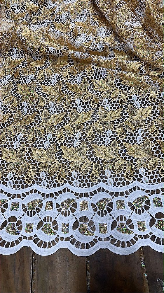Africano Branco com Dourado Bordado Luxo