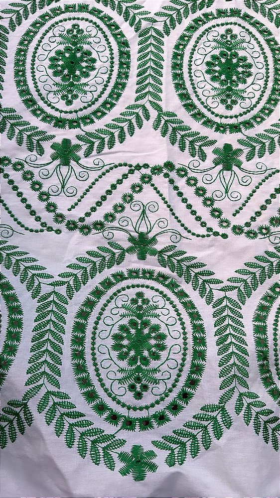 Lesse Branco com Verde Bordado