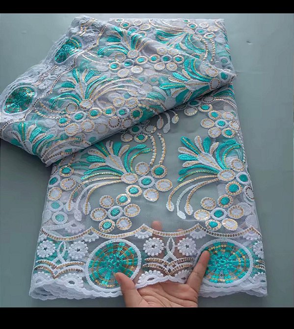 Africano Branco Bordado