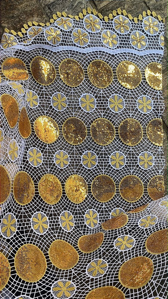 Africano Branco com Dourado Bordado Luxo