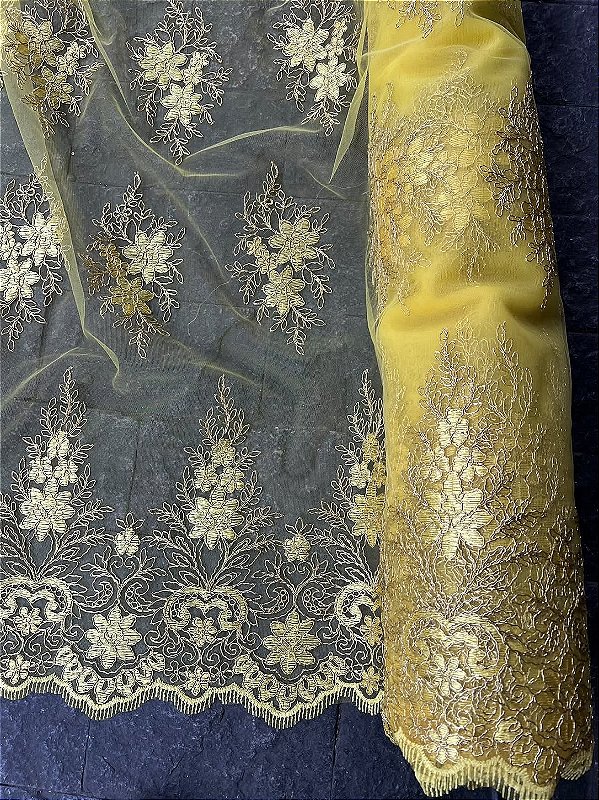 Tule Amarelo com Dourado Bordado