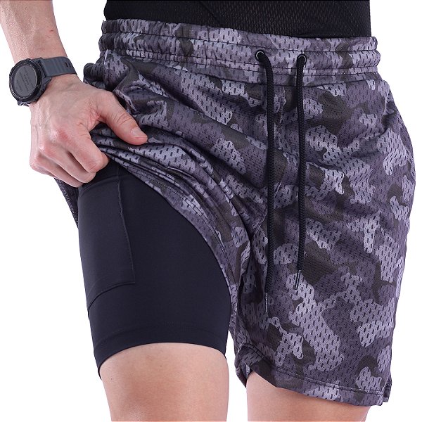 Bermuda Dupla 2 Em 1 Compressão com Suporte Toalha e Bolso Interno MXD Conceito Camuflado Cinza Pontilhado