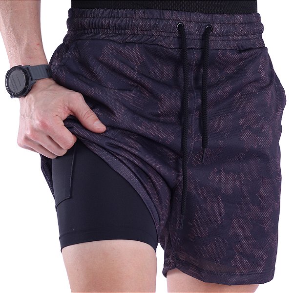 Bermuda Dupla 2 Em 1 Compressão com Suporte Toalha e Bolso Interno MXD Conceito Camuflado Terra