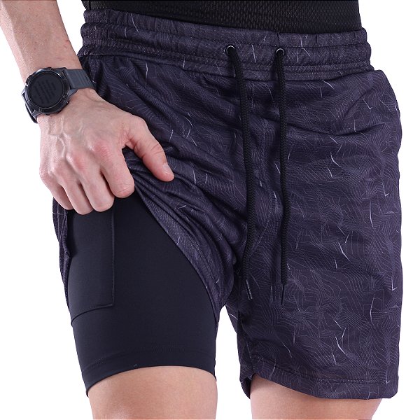 Bermuda Dupla 2 Em 1 Compressão com Suporte Toalha e Bolso Interno MXD Conceito Chumbo Circuito Geométrico