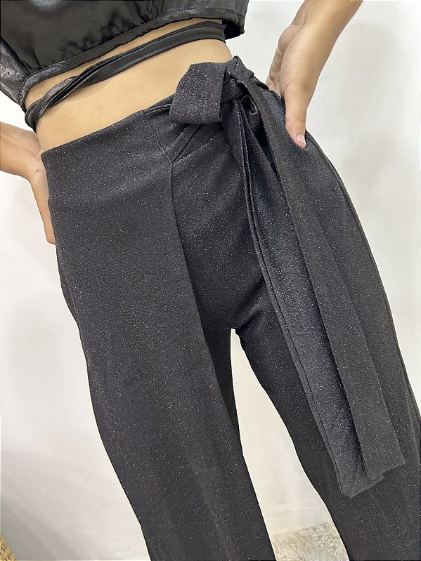 CALÇA PRETA BRILHO LUREX