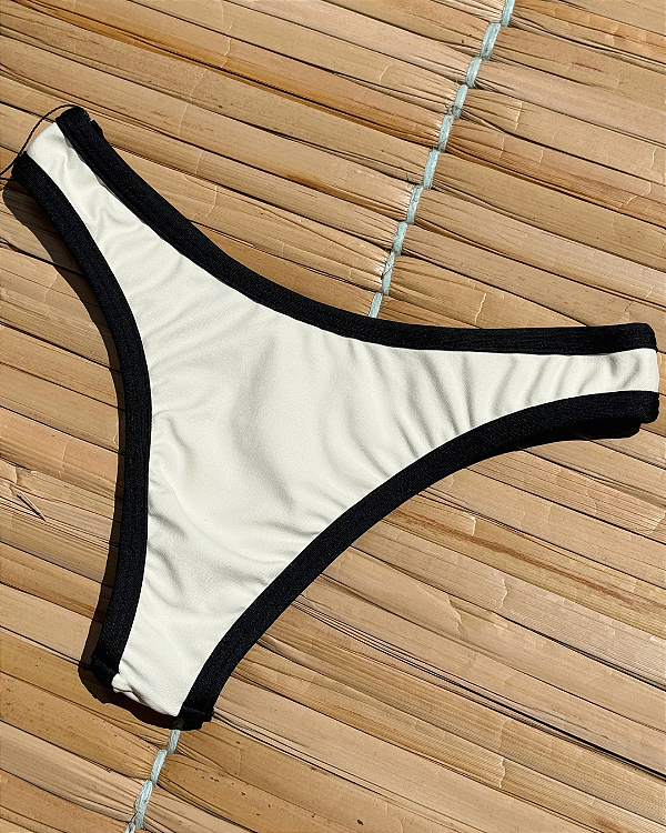 Calcinha Asa Delta Biquíni Línea