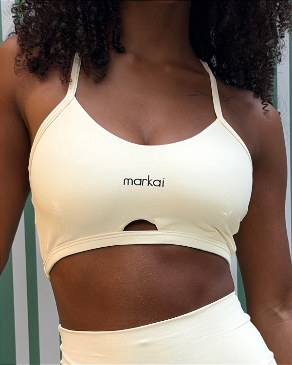 Top Cut Aura Off White