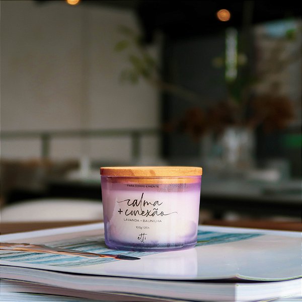 Vela Aromática Lavanda e Baunilha 100g | 25h - Lilás