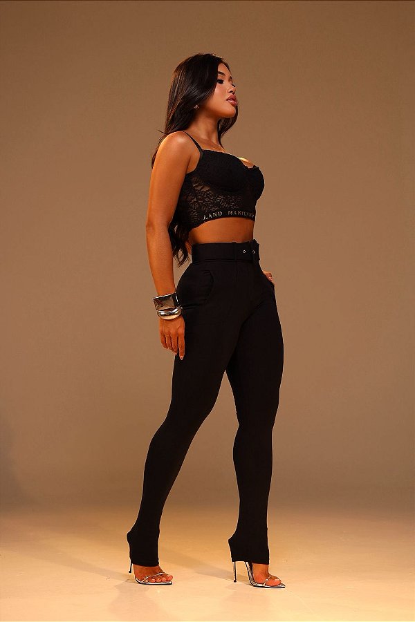 CALÇA MONTARIA COM BOLSO E CINTO