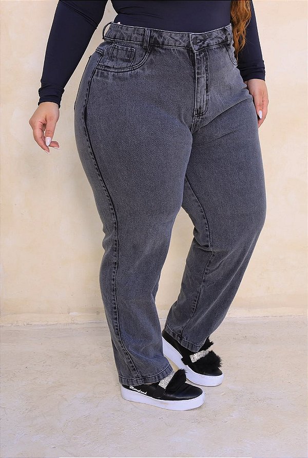 CALÇA JEANS MOM LINHA PLUS SIZE GRAFITTE