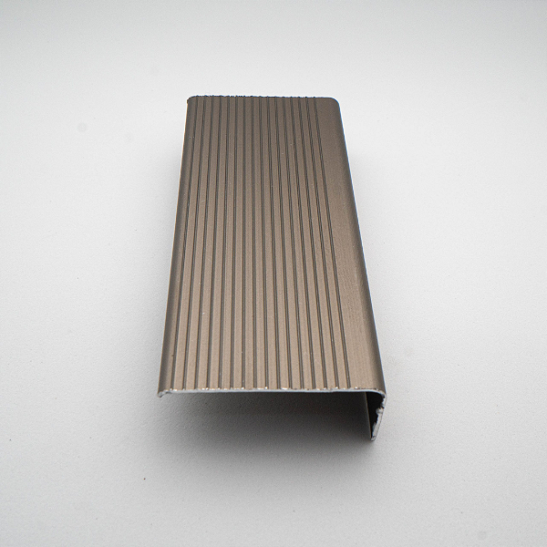 CANTONEIRA 3 X 1 ALUMINIO CHAMPANHE - 3M